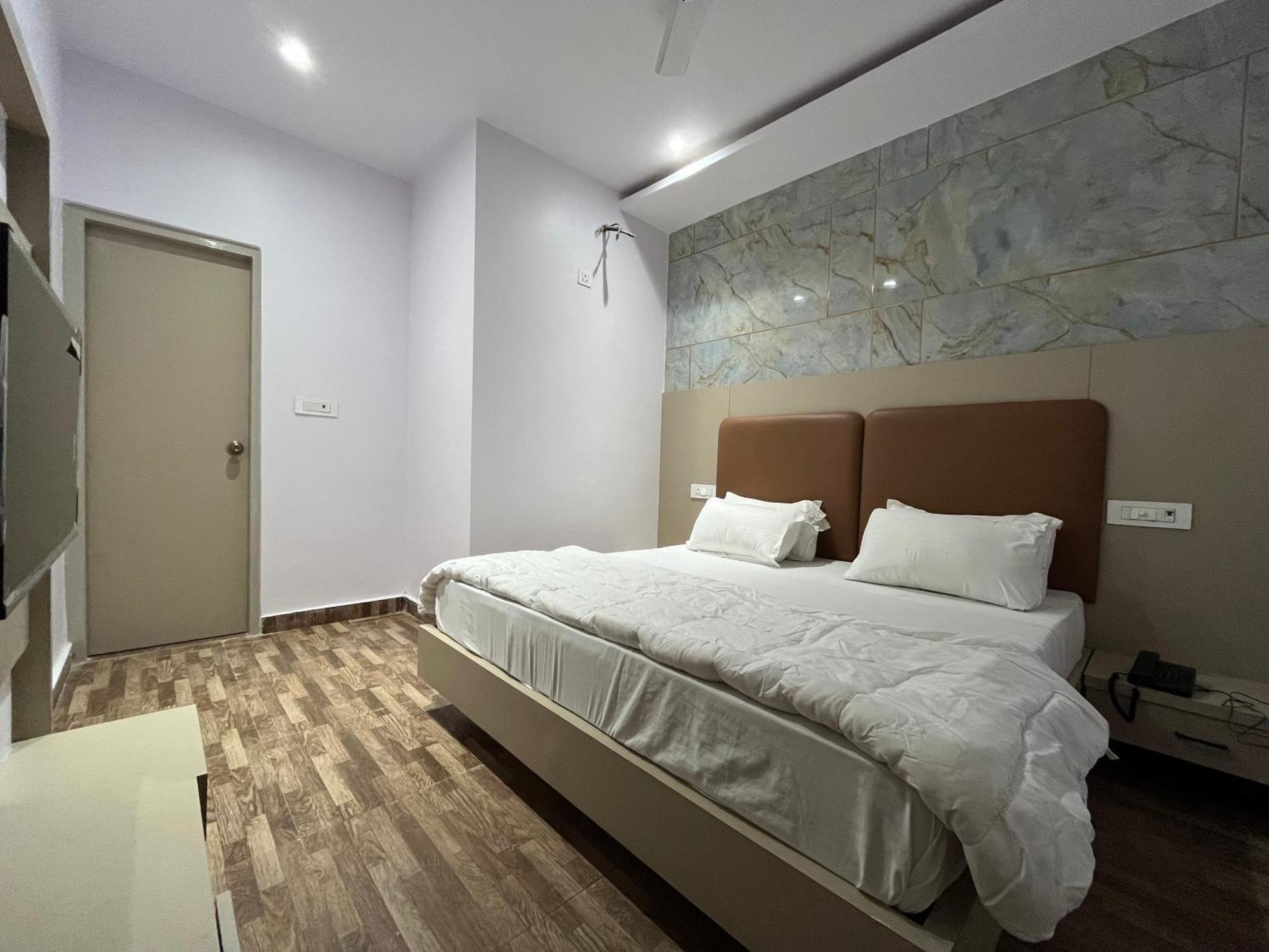 Hotel Shree Radham