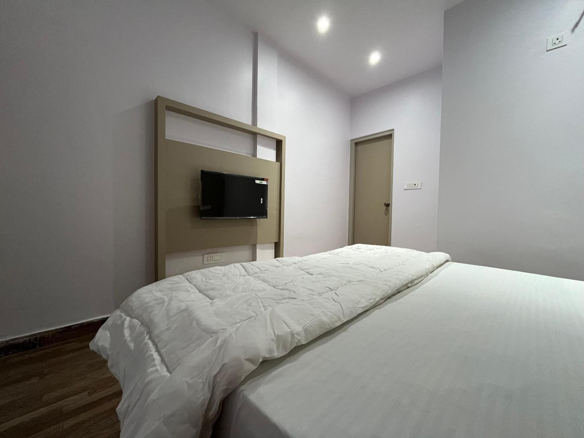 Shree Radham Hotel Vrindavan